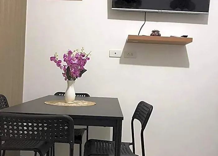 Shawnalyn Condo-tel At Mall Of Philippines 4*