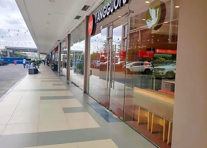 Shawnalyn Condo-tel At Mall Of Philippines Отель Манила