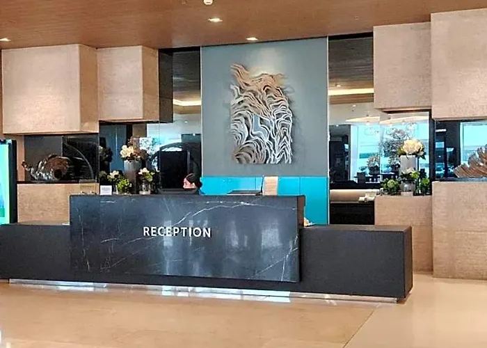 Shawnalyn Condo-tel At Mall Of Philippines Отель