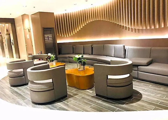 Shawnalyn Condo-tel At Mall Of Philippines Отель Манила